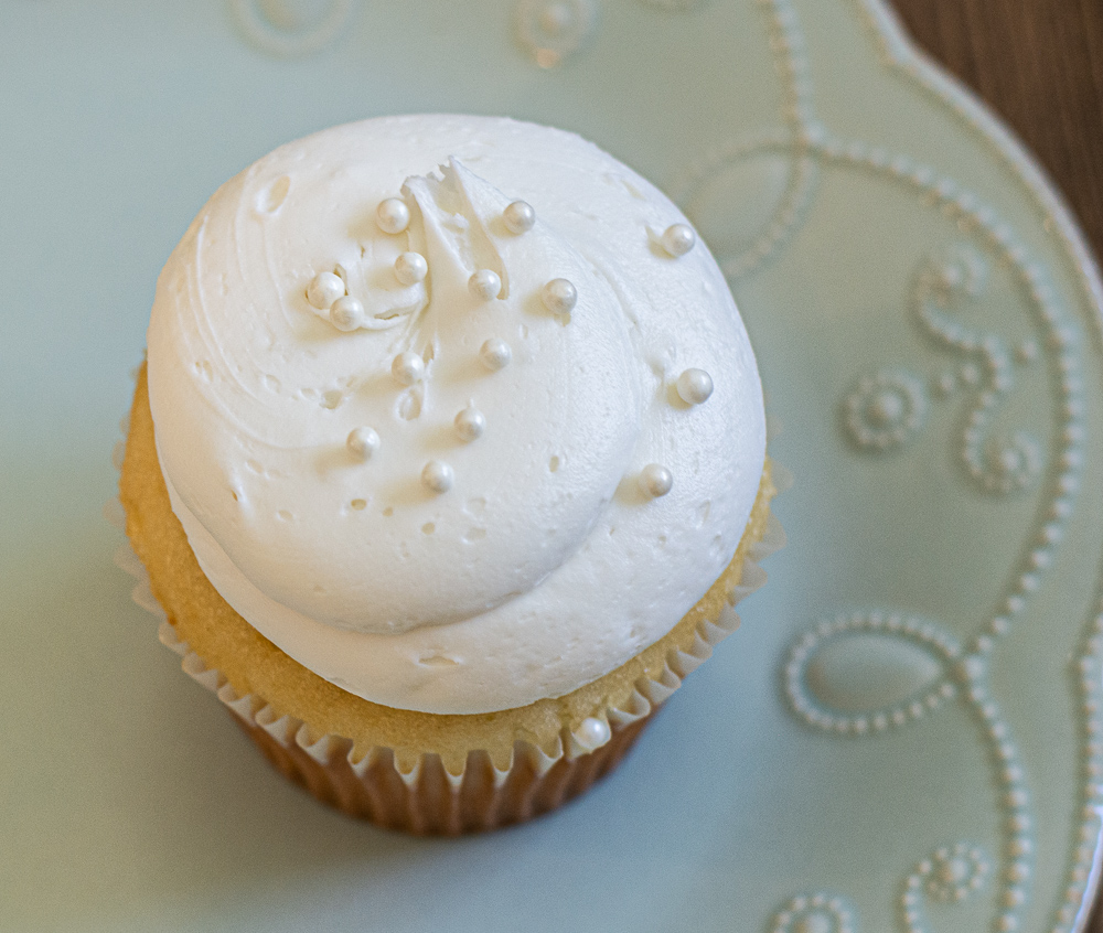 Wedding Cake Cupcake